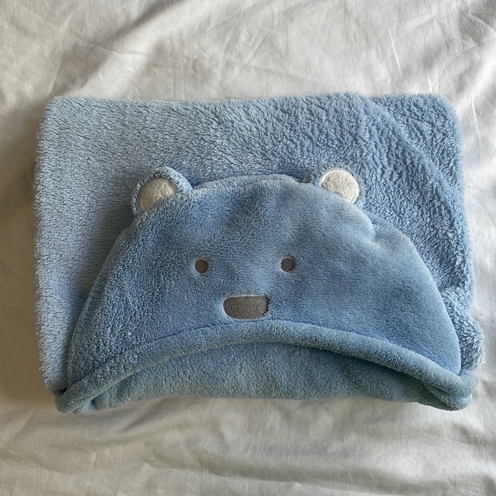 Carter's Bear Hooded Towel